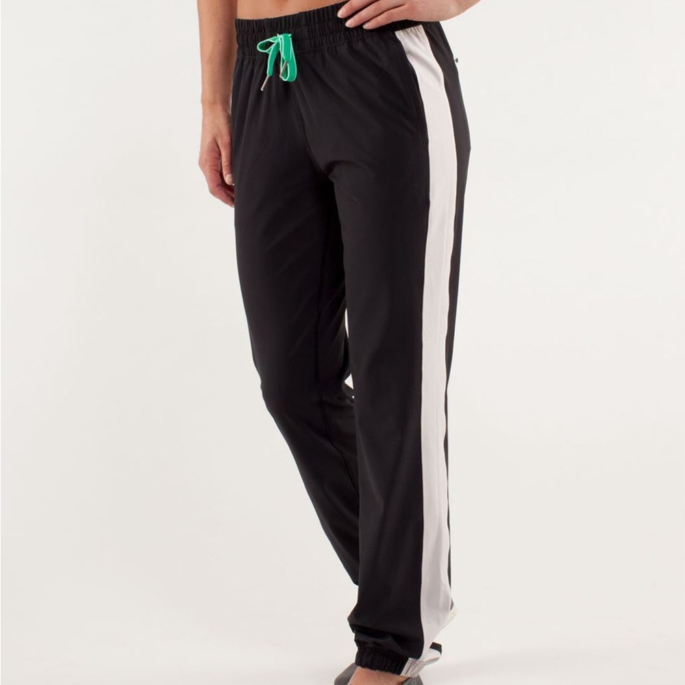 Lululemon Work It Out Track Pant size 6